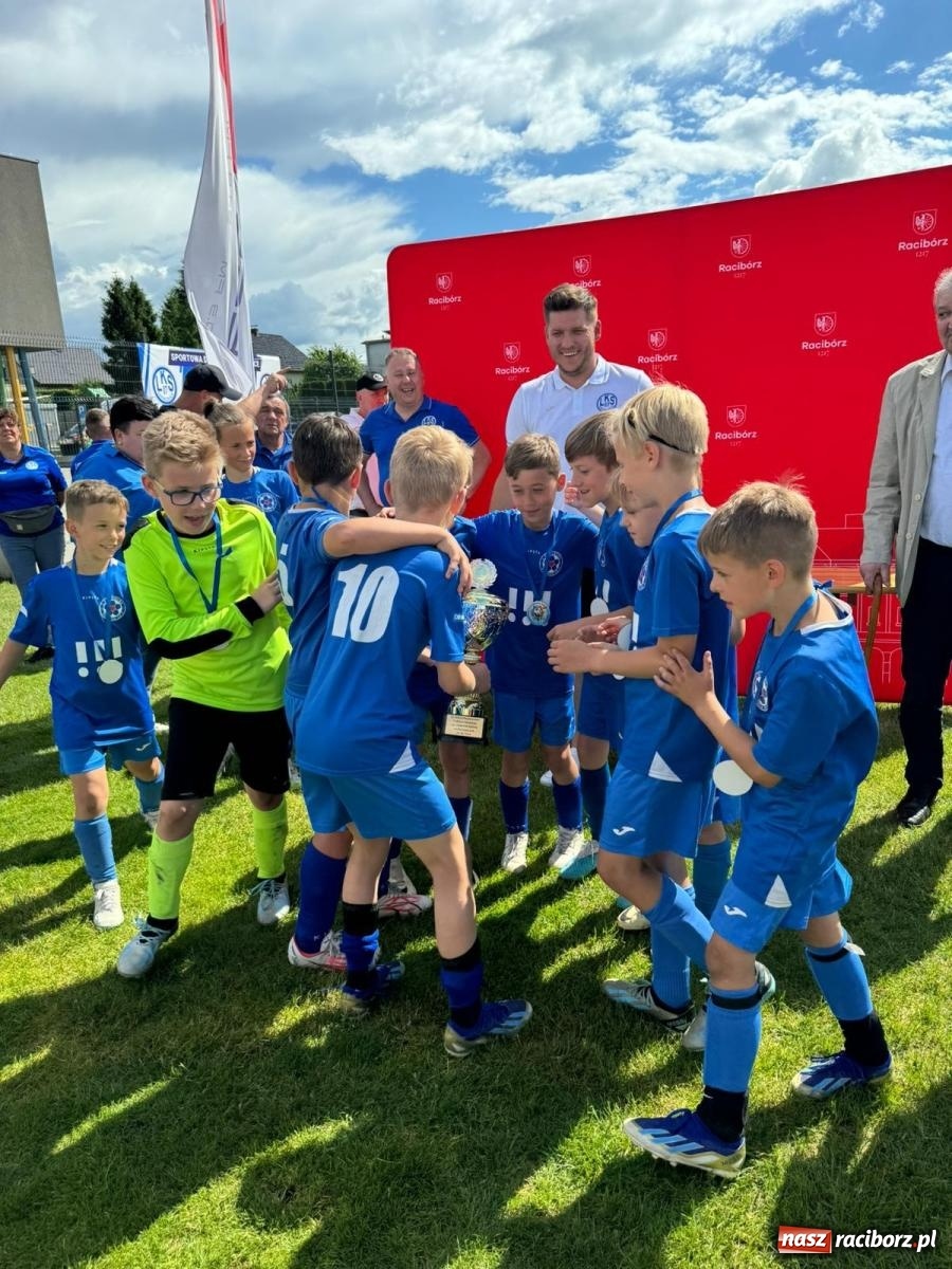 Zdjęcie w galerii na portalu naszraciborz.pl: VII Międzynarodowy Turniej Piłkarski im. Huberta Kostki w Markowicach wiadomości z regionu