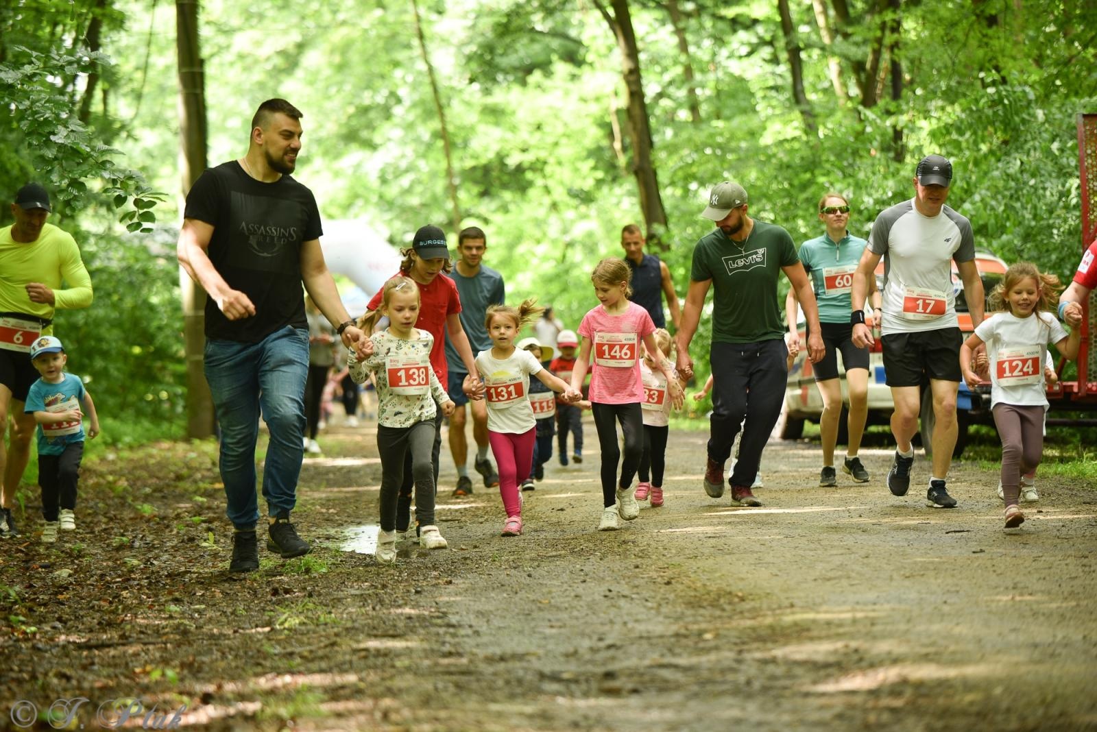 Zdjęcie w galerii na portalu naszraciborz.pl: Racibórz tętni dobrem. Honorowe krwiodawstwo wsparte biegiem wiadomości z regionu