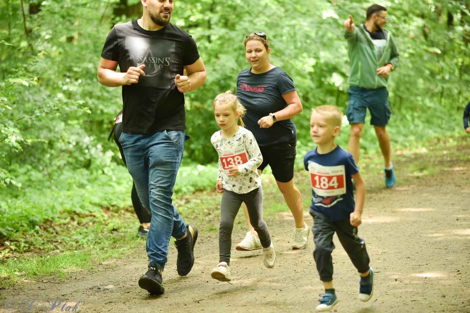 Zdjęcie w galerii na portalu naszraciborz.pl: Racibórz tętni dobrem. Honorowe krwiodawstwo wsparte biegiem wiadomości z regionu