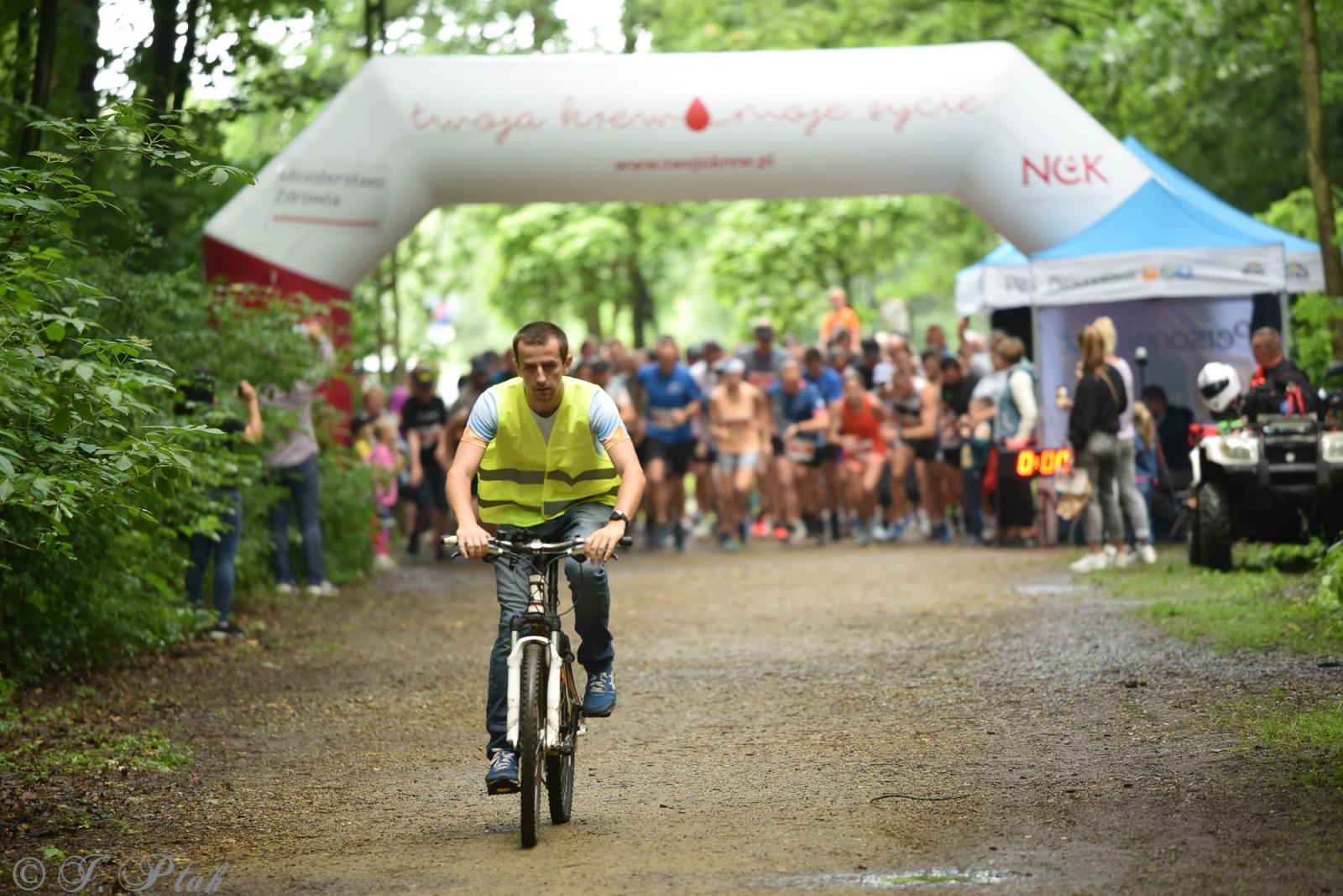 Zdjęcie w galerii na portalu naszraciborz.pl: Racibórz tętni dobrem. Honorowe krwiodawstwo wsparte biegiem wiadomości z regionu