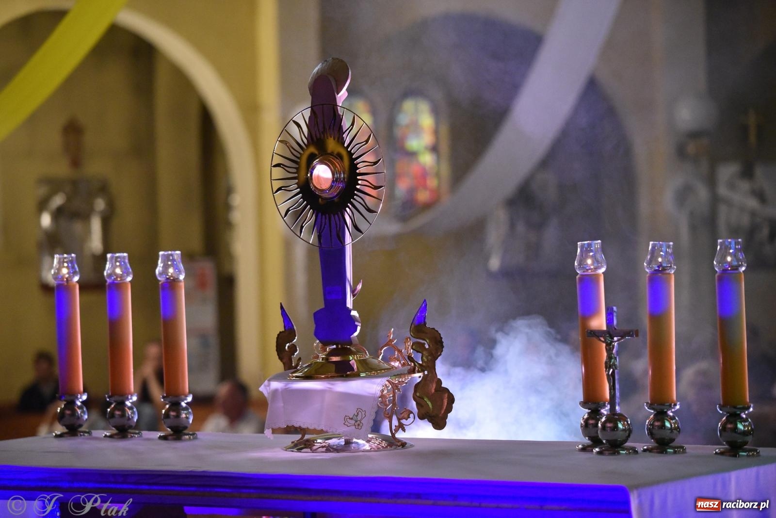 Zdjęcie w galerii na portalu naszraciborz.pl: Raciborski Wieczór Uwielbienia w kościele NSPJ [FOTO] wiadomości z regionu