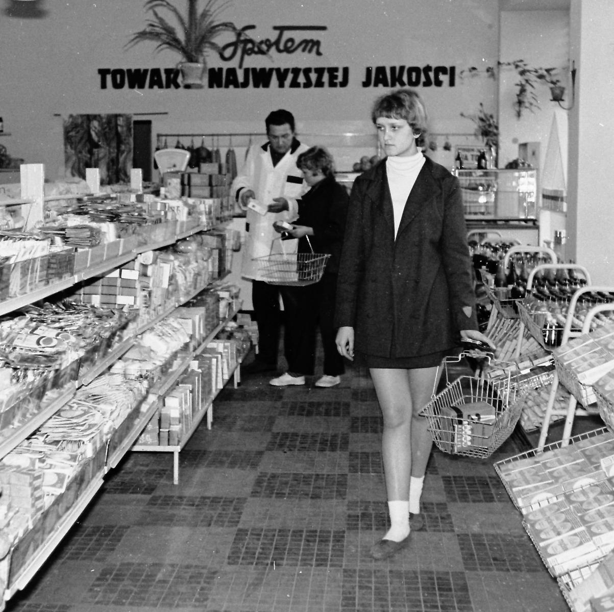 Zdjęcie w galerii na portalu naszraciborz.pl: Tak żyli raciborzanie w czasach PRL-u [FOTO] wiadomości z regionu