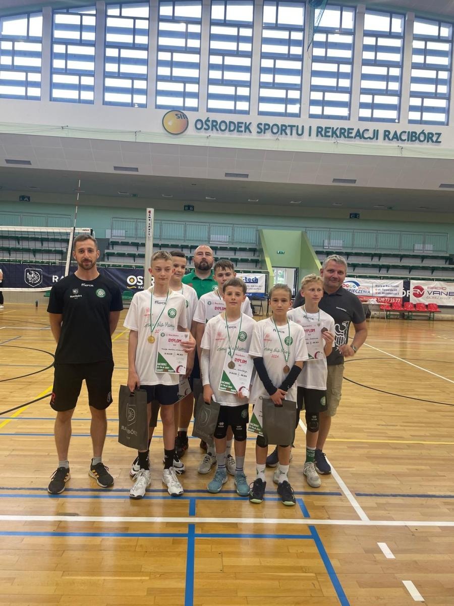 Zdjęcie w galerii na portalu naszraciborz.pl: Zagrali dla swych mam po raz jedenasty [FOTO] wiadomości z regionu