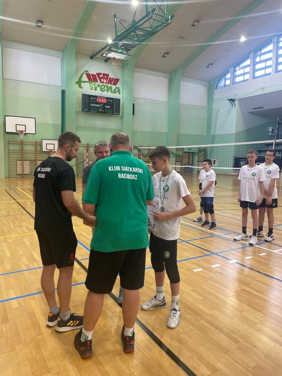 Zdjęcie w galerii na portalu naszraciborz.pl: Zagrali dla swych mam po raz jedenasty [FOTO] wiadomości z regionu