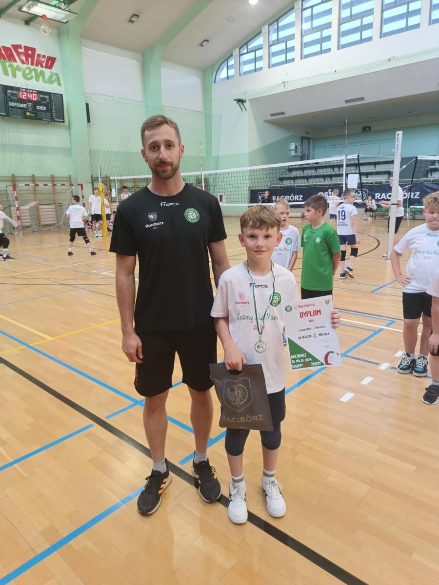 Zdjęcie w galerii na portalu naszraciborz.pl: Zagrali dla swych mam po raz jedenasty [FOTO] wiadomości z regionu