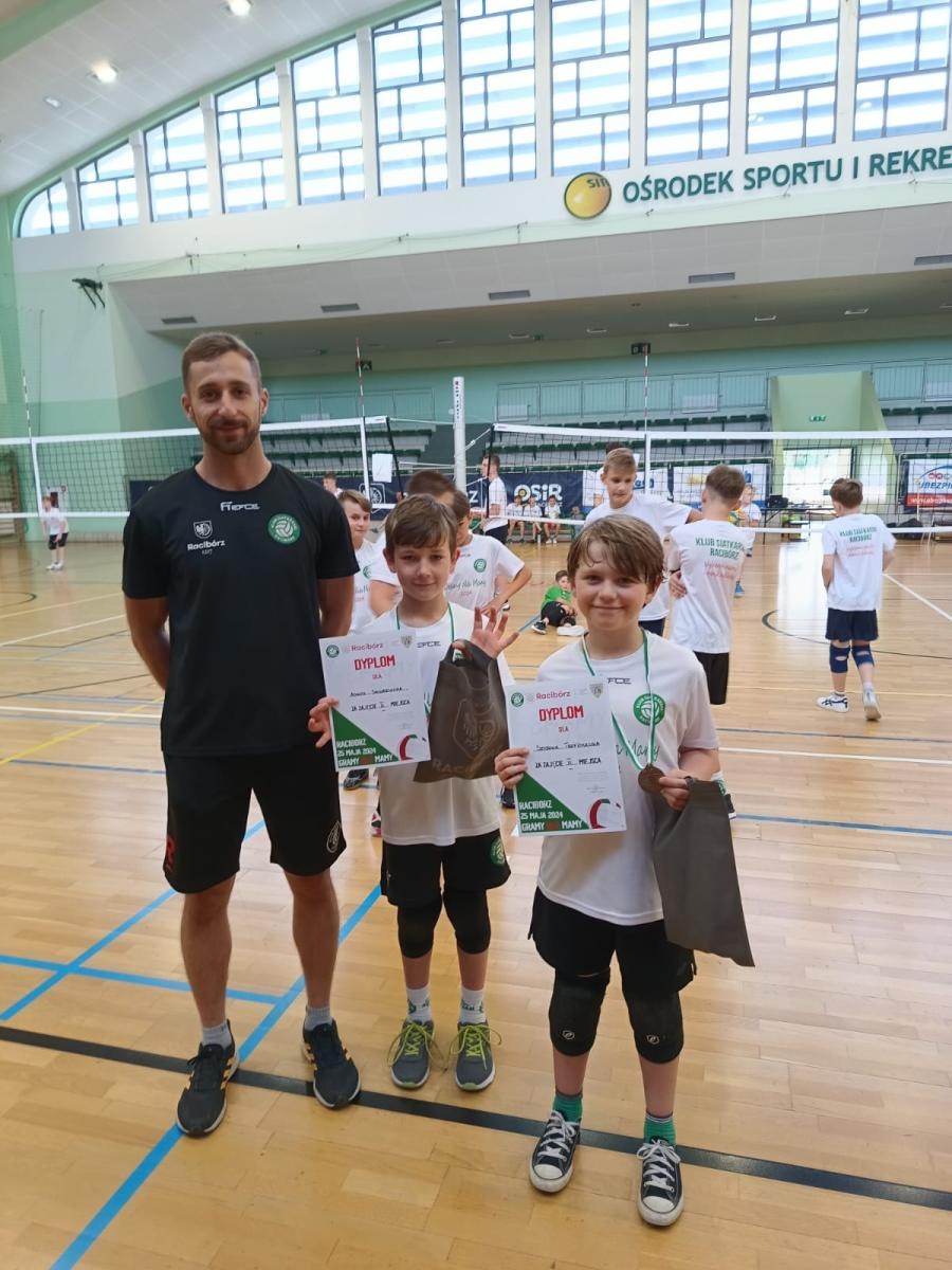 Zdjęcie w galerii na portalu naszraciborz.pl: Zagrali dla swych mam po raz jedenasty [FOTO] wiadomości z regionu