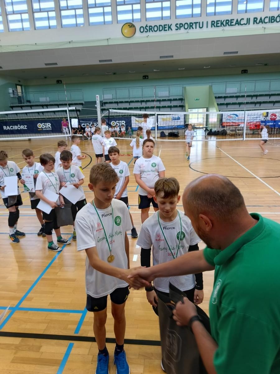 Zdjęcie w galerii na portalu naszraciborz.pl: Zagrali dla swych mam po raz jedenasty [FOTO] wiadomości z regionu