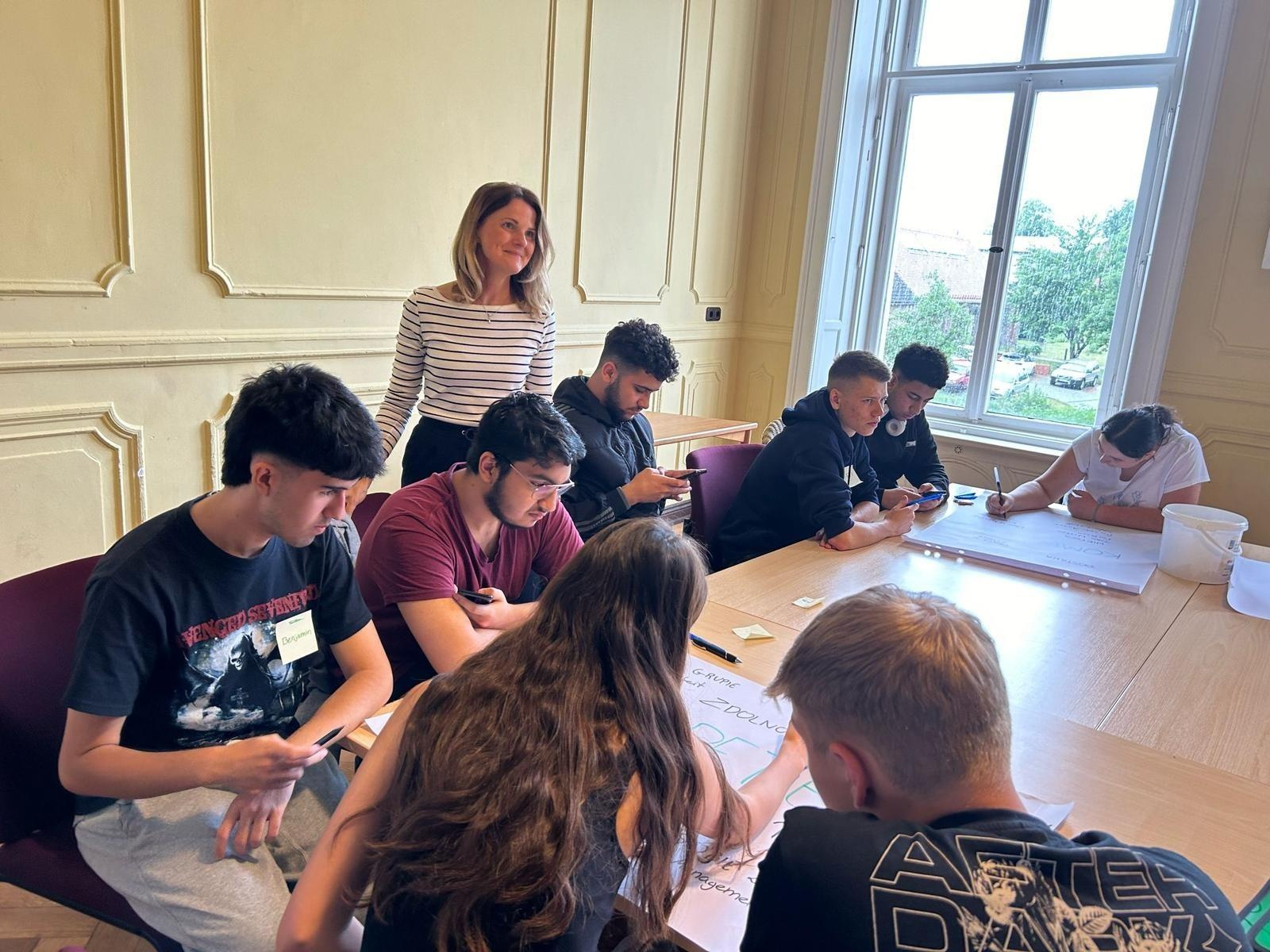 Zdjęcie w galerii na portalu naszraciborz.pl: Uczniowie Ekonomika w polsko-niemieckim projekcie wiadomości z regionu