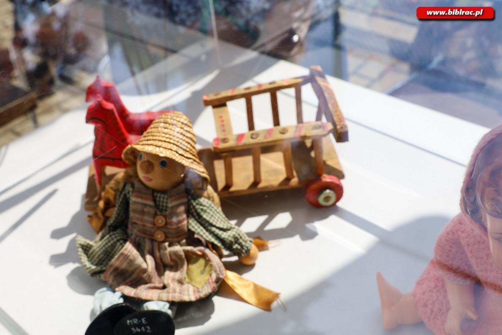 Zdjęcie w galerii na portalu naszraciborz.pl: Dzień Dziecka z Biblioteką – w tym roku bawiliśmy się na EKO Pikniku Integracyjnym wiadomości z regionu