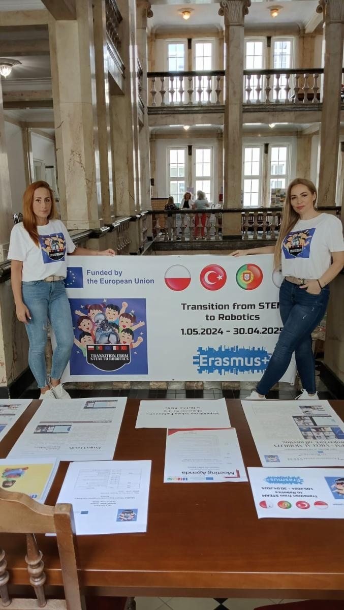 Zdjęcie w galerii na portalu naszraciborz.pl: Nowatorski projekt edukacyjny wspierający uczniów wiadomości z regionu