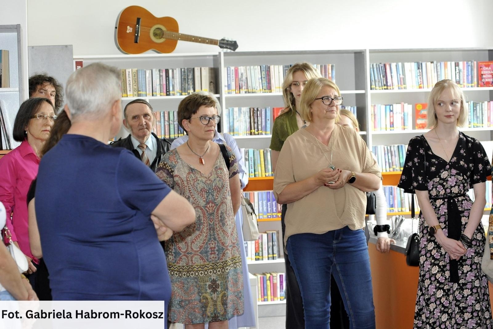 Zdjęcie w galerii na portalu naszraciborz.pl: DYPLOMY 2024 – nowa wystawa w raciborskiej bibliotece wiadomości z regionu
