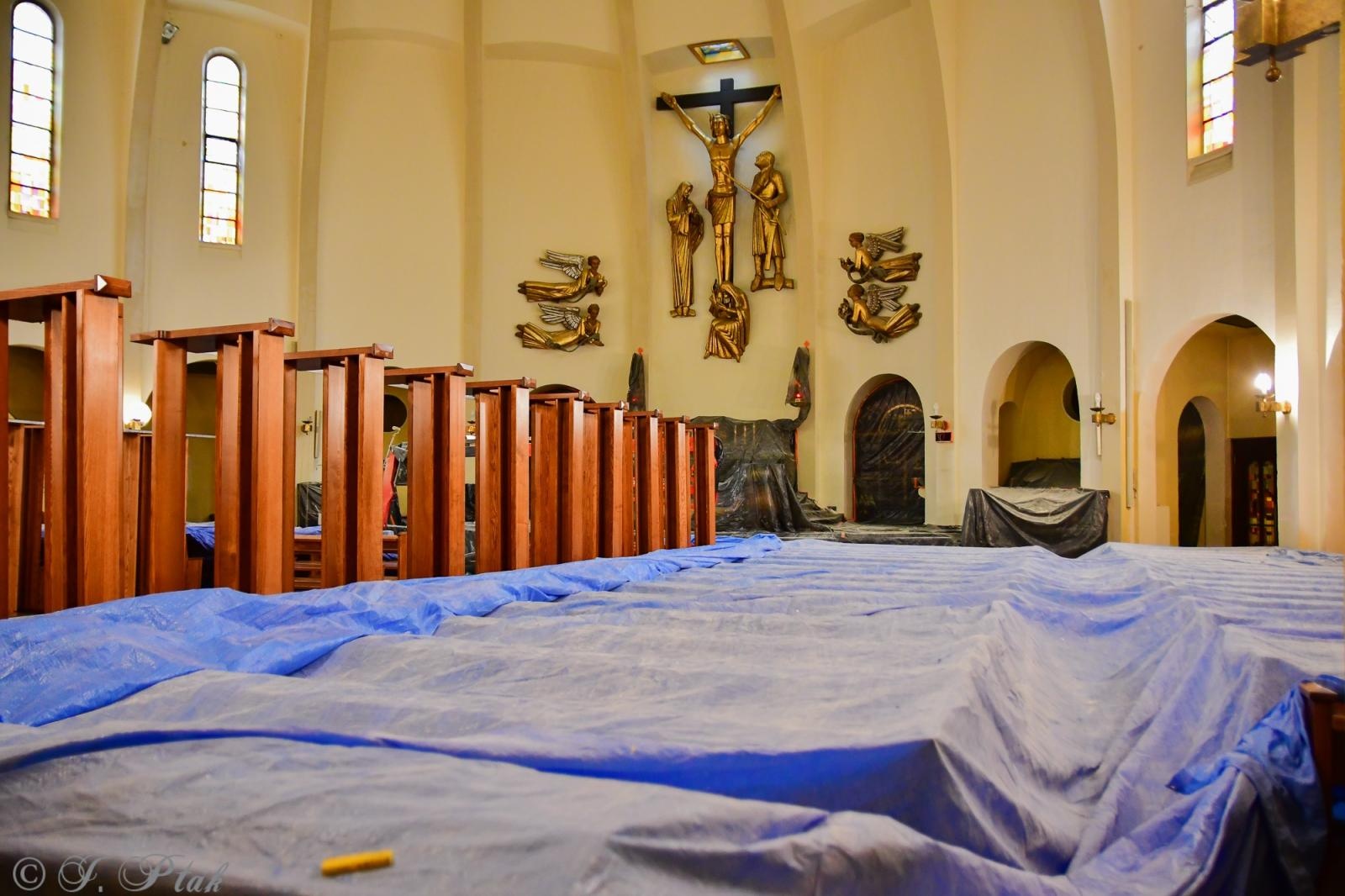 Zdjęcie w galerii na portalu naszraciborz.pl: Rozpoczęło się malowanie kościoła NSPJ [FOTO] wiadomości z regionu