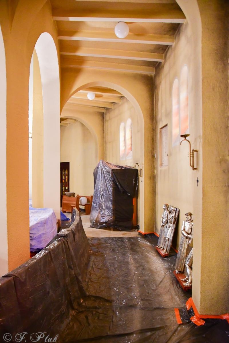 Zdjęcie w galerii na portalu naszraciborz.pl: Rozpoczęło się malowanie kościoła NSPJ [FOTO] wiadomości z regionu