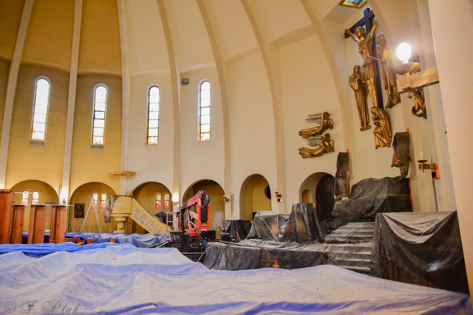 Zdjęcie w galerii na portalu naszraciborz.pl: Rozpoczęło się malowanie kościoła NSPJ [FOTO] wiadomości z regionu