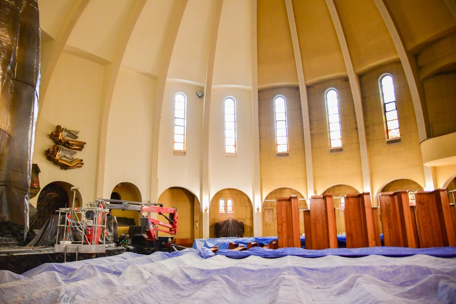 Zdjęcie w galerii na portalu naszraciborz.pl: Rozpoczęło się malowanie kościoła NSPJ [FOTO] wiadomości z regionu