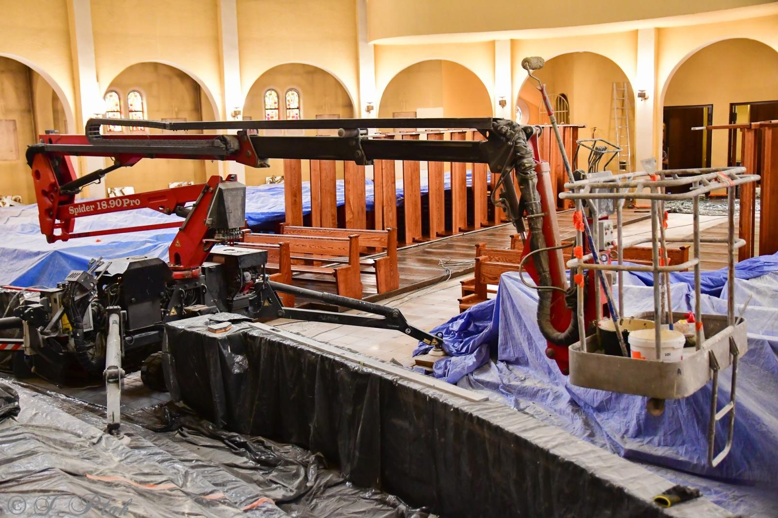 Zdjęcie w galerii na portalu naszraciborz.pl: Rozpoczęło się malowanie kościoła NSPJ [FOTO] wiadomości z regionu