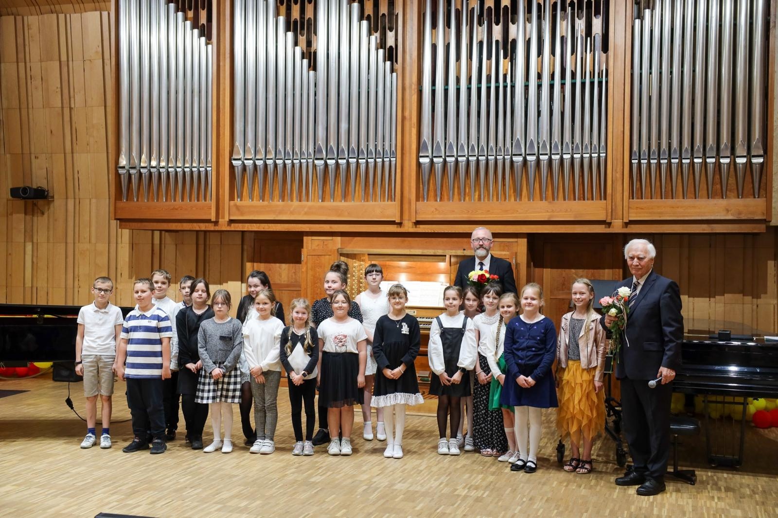 Zdjęcie w galerii na portalu naszraciborz.pl: Organy muzycznym bohaterem koncertów umuzykalniających wiadomości z regionu