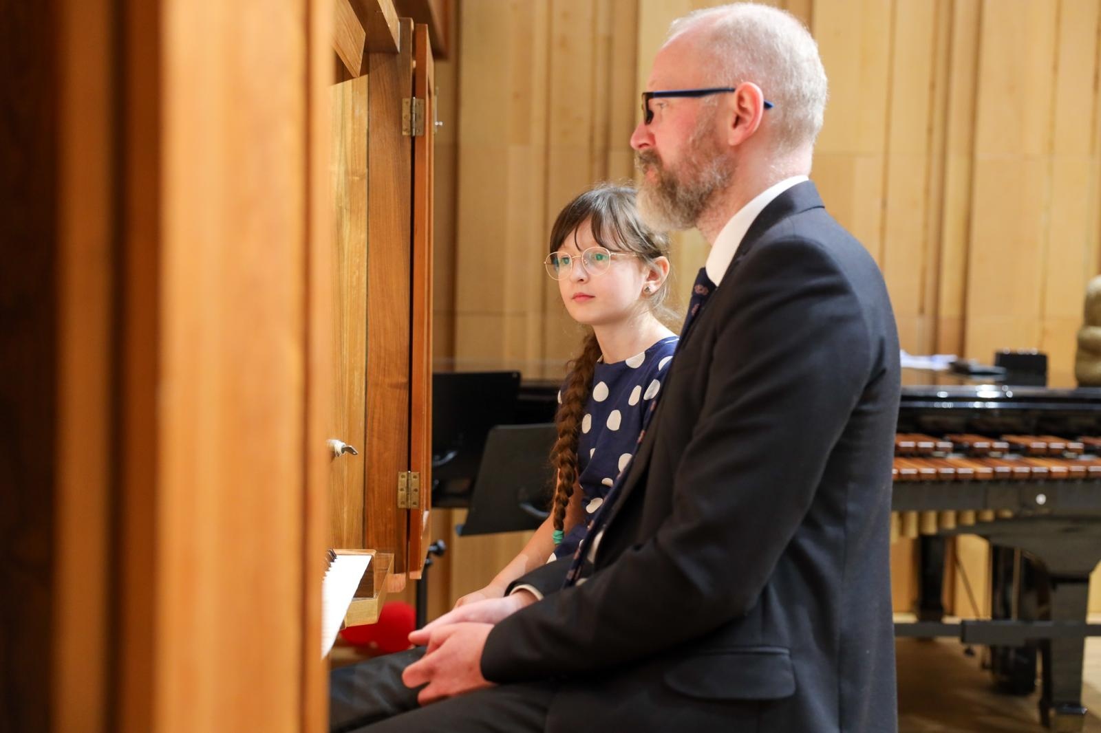 Zdjęcie w galerii na portalu naszraciborz.pl: Organy muzycznym bohaterem koncertów umuzykalniających wiadomości z regionu