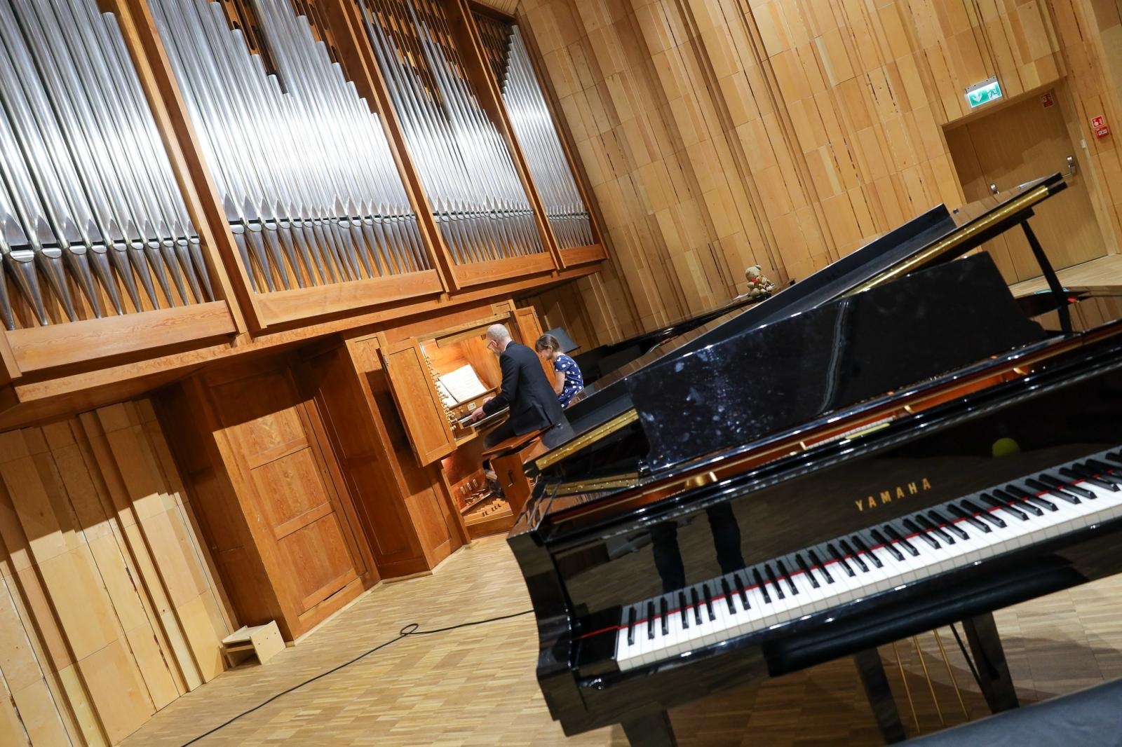 Zdjęcie w galerii na portalu naszraciborz.pl: Organy muzycznym bohaterem koncertów umuzykalniających wiadomości z regionu