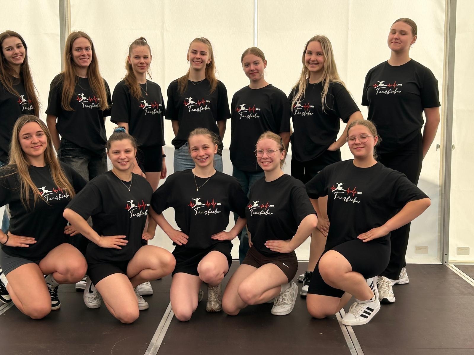 Zdjęcie w galerii na portalu naszraciborz.pl: Mażoretki Zara wystąpiły w Elbe-Elster wiadomości z regionu