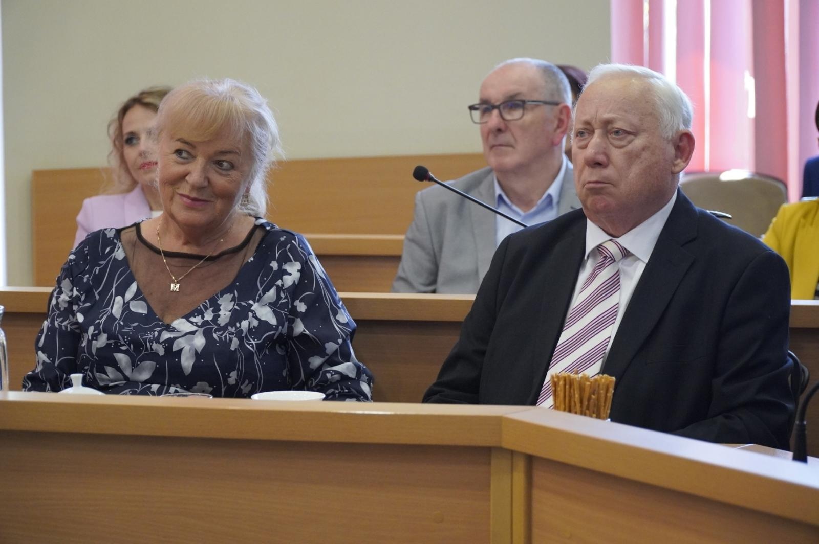 Zdjęcie w galerii na portalu naszraciborz.pl: Karol Pal odznaczony medalem Zasłużony dla Miasta Racibórz wiadomości z regionu