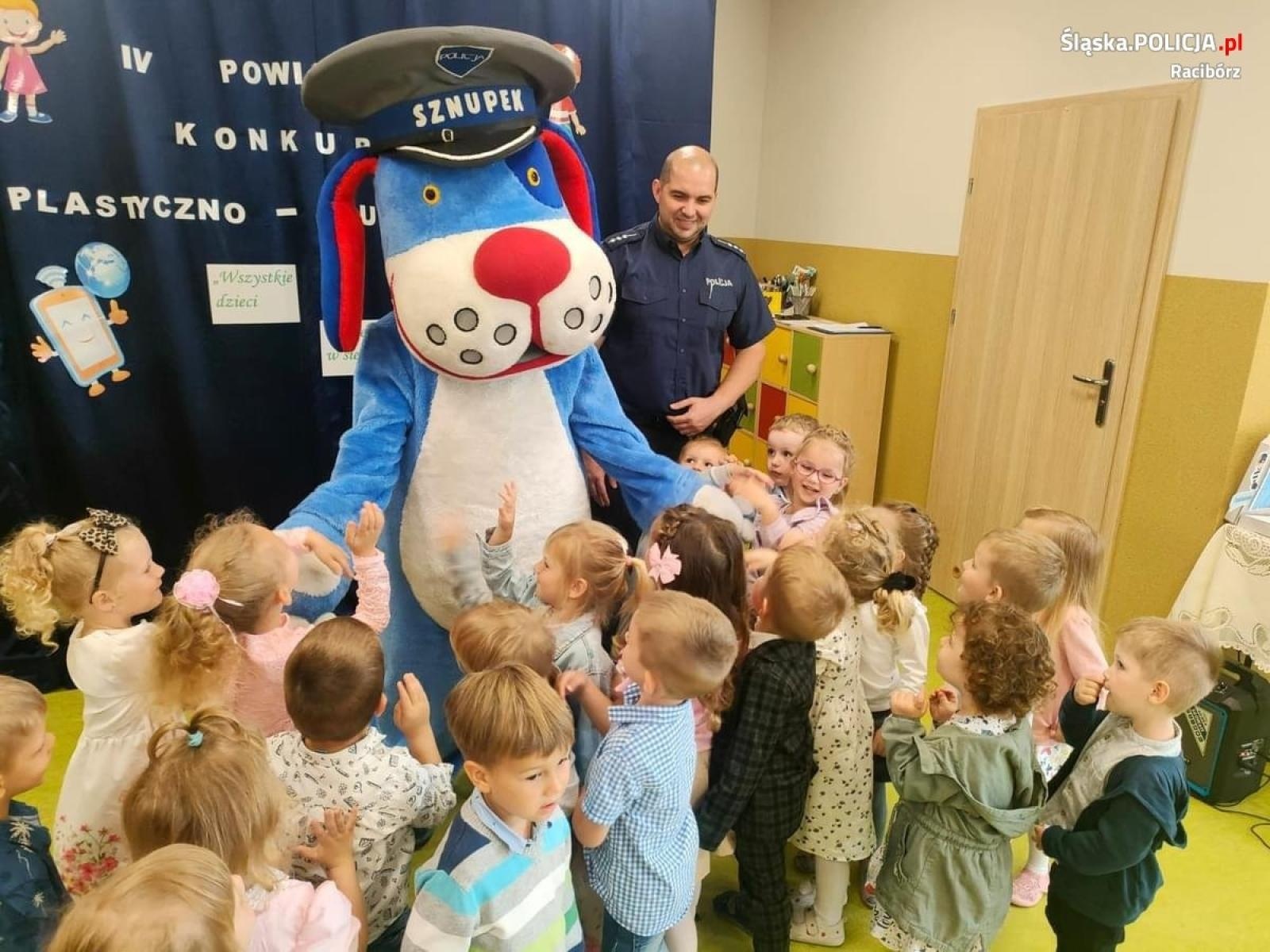 Zdjęcie w galerii na portalu naszraciborz.pl: Bezpieczny przedszkolak. Konkurs plastyczno-muzyczny w Nędzy wiadomości z regionu