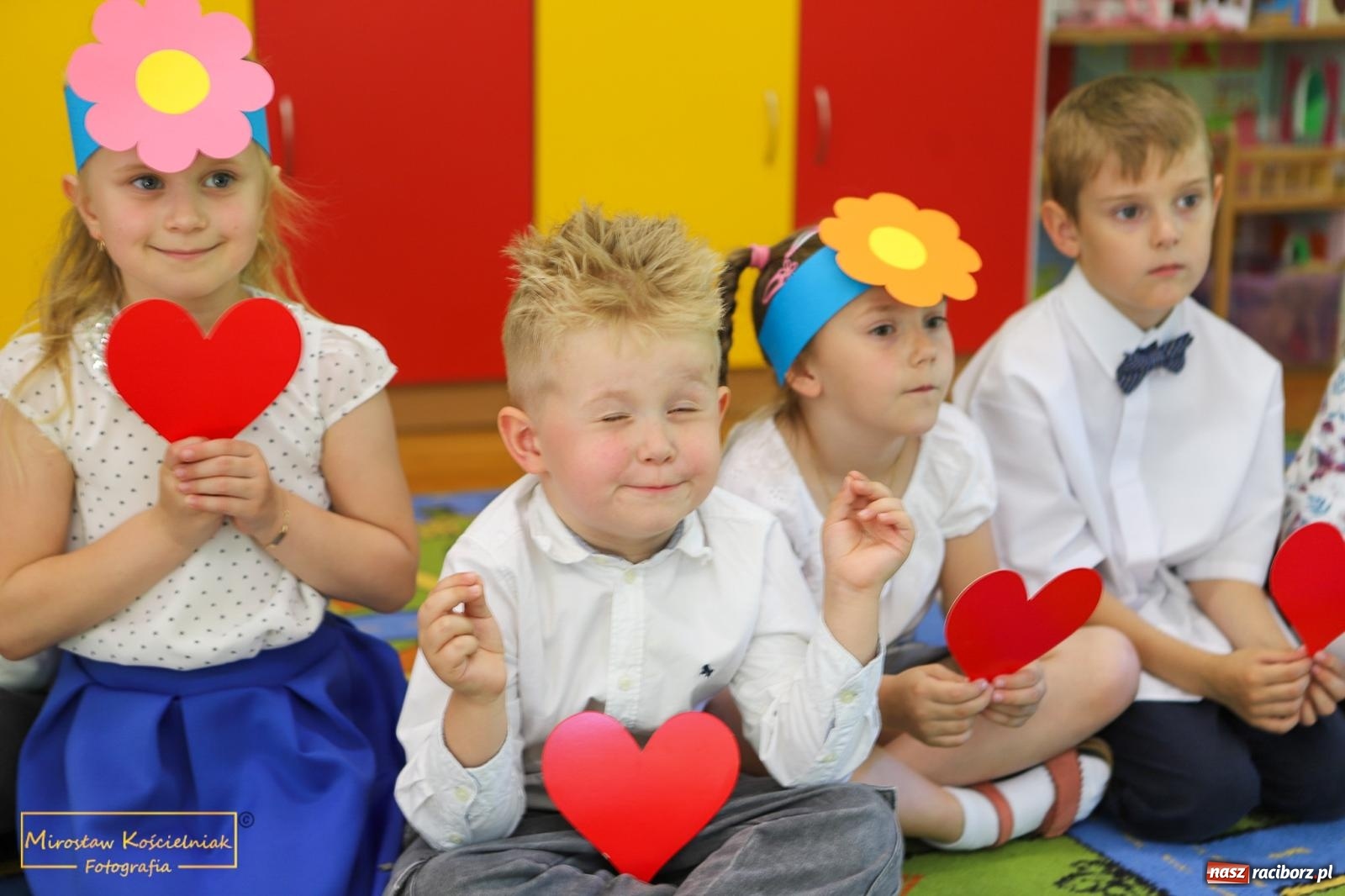 Zdjęcie w galerii na portalu naszraciborz.pl: III Festyn rodzinny w przedszkolu przy Kochanowskiego [FOTO i WIDEO] wiadomości z regionu