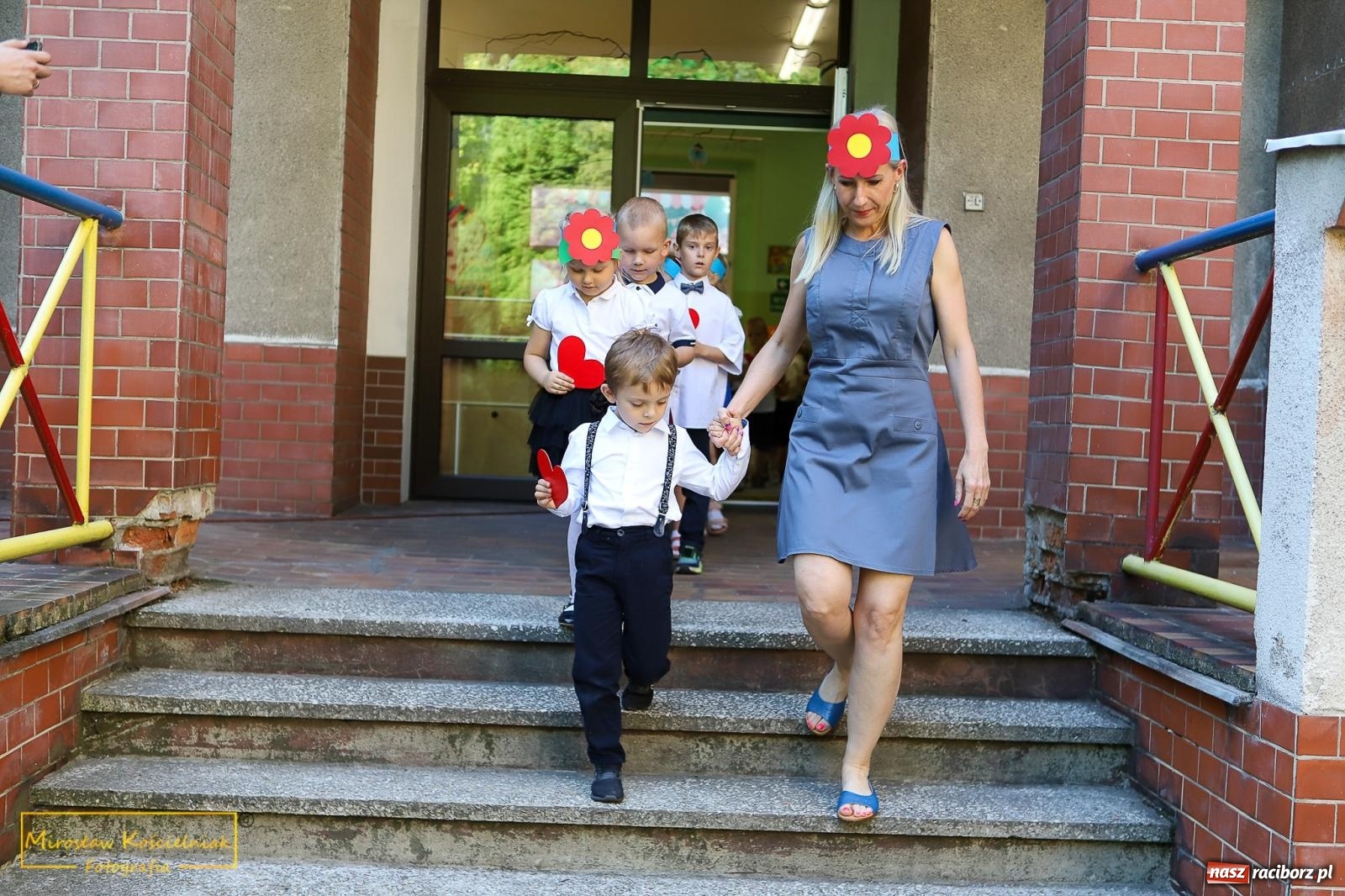 Zdjęcie w galerii na portalu naszraciborz.pl: III Festyn rodzinny w przedszkolu przy Kochanowskiego [FOTO i WIDEO] wiadomości z regionu