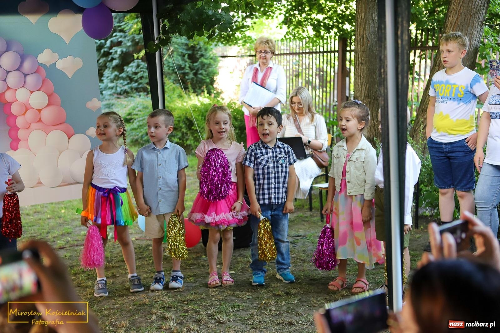 Zdjęcie w galerii na portalu naszraciborz.pl: III Festyn rodzinny w przedszkolu przy Kochanowskiego [FOTO i WIDEO] wiadomości z regionu