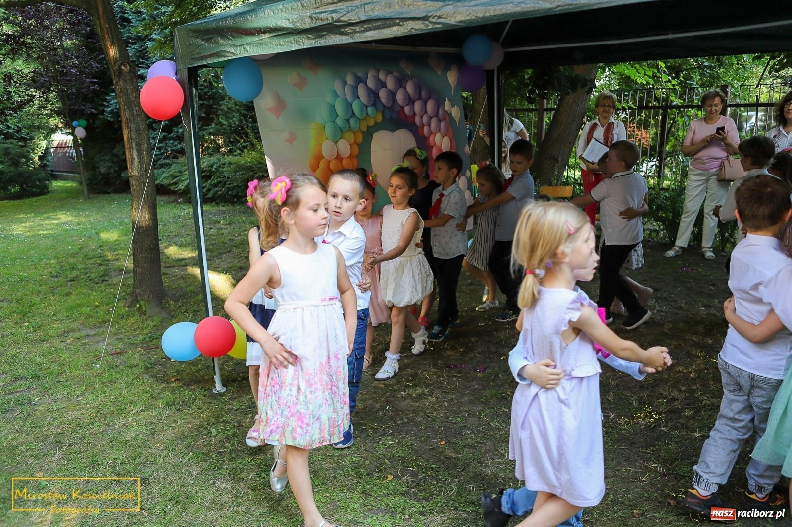Zdjęcie w galerii na portalu naszraciborz.pl: III Festyn rodzinny w przedszkolu przy Kochanowskiego [FOTO i WIDEO] wiadomości z regionu