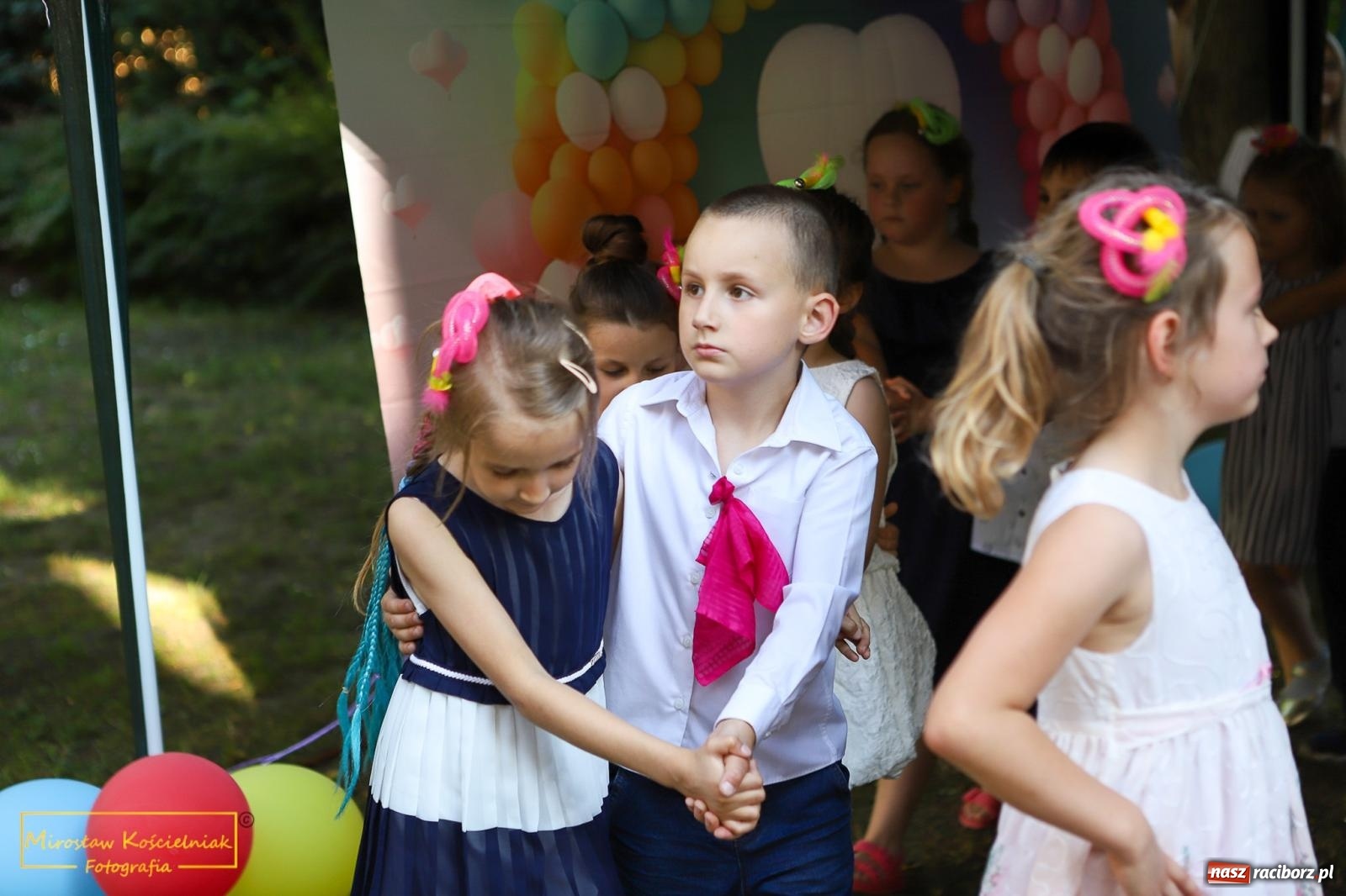 Zdjęcie w galerii na portalu naszraciborz.pl: III Festyn rodzinny w przedszkolu przy Kochanowskiego [FOTO i WIDEO] wiadomości z regionu