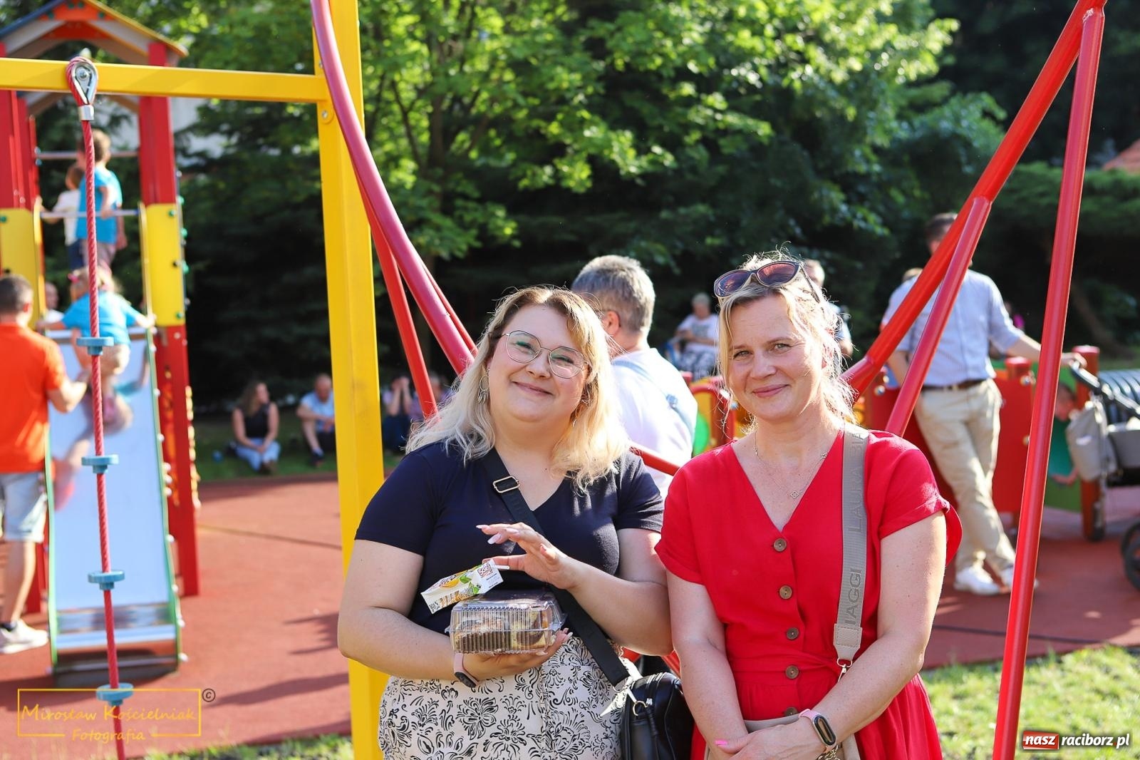 Zdjęcie w galerii na portalu naszraciborz.pl: III Festyn rodzinny w przedszkolu przy Kochanowskiego [FOTO i WIDEO] wiadomości z regionu