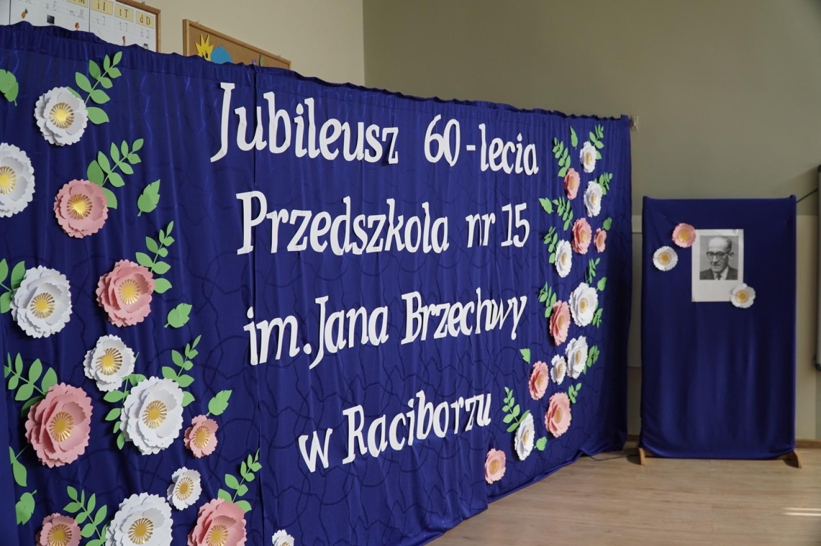 Zdjęcie w galerii na portalu naszraciborz.pl: Jubileusz 60-lecia raciborskiego Przedszkola nr 15 wiadomości z regionu