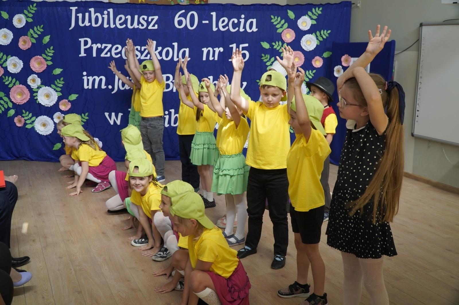 Zdjęcie w galerii na portalu naszraciborz.pl: Jubileusz 60-lecia raciborskiego Przedszkola nr 15 wiadomości z regionu