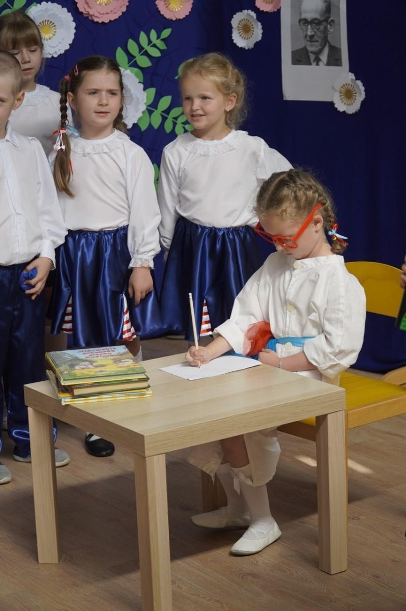 Zdjęcie w galerii na portalu naszraciborz.pl: Jubileusz 60-lecia raciborskiego Przedszkola nr 15 wiadomości z regionu