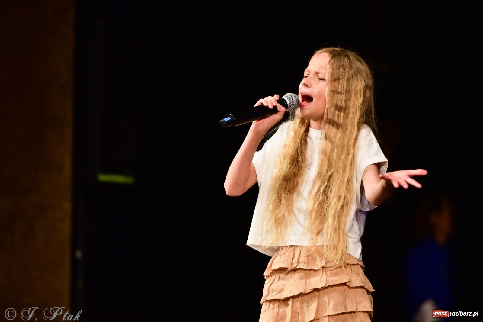 Zdjęcie w galerii na portalu naszraciborz.pl: XIV Powiatowy Festiwal Twórczości Artystycznej. Laureaci odebrali dyplomy [FOTO i WIDEO] wiadomości z regionu