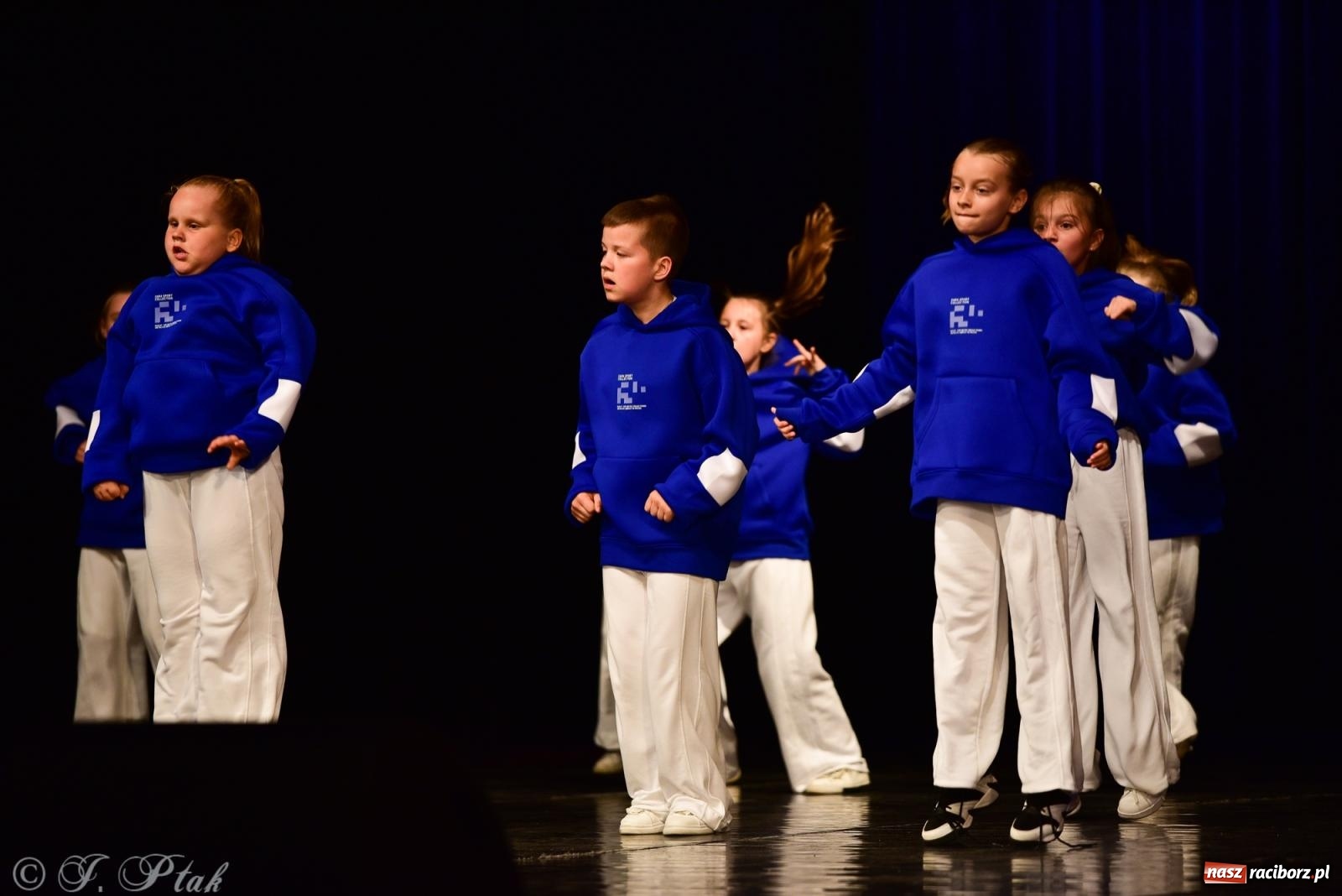 Zdjęcie w galerii na portalu naszraciborz.pl: XIV Powiatowy Festiwal Twórczości Artystycznej. Laureaci odebrali dyplomy [FOTO i WIDEO] wiadomości z regionu
