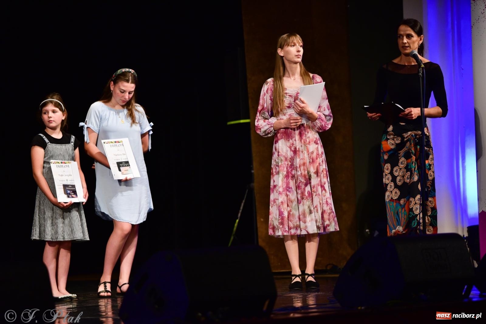 Zdjęcie w galerii na portalu naszraciborz.pl: XIV Powiatowy Festiwal Twórczości Artystycznej. Laureaci odebrali dyplomy [FOTO i WIDEO] wiadomości z regionu