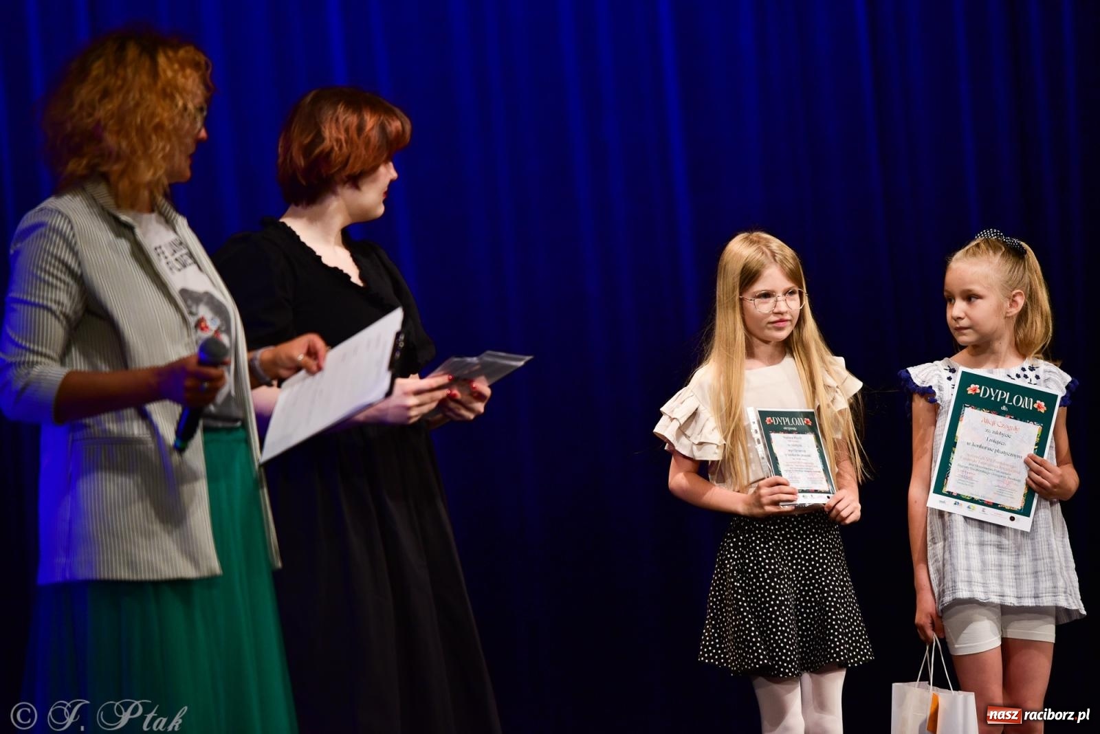 Zdjęcie w galerii na portalu naszraciborz.pl: XIV Powiatowy Festiwal Twórczości Artystycznej. Laureaci odebrali dyplomy [FOTO i WIDEO] wiadomości z regionu
