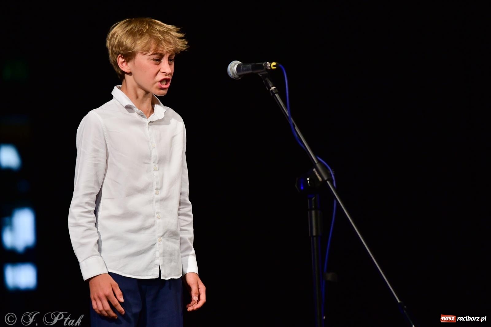 Zdjęcie w galerii na portalu naszraciborz.pl: XIV Powiatowy Festiwal Twórczości Artystycznej. Laureaci odebrali dyplomy [FOTO i WIDEO] wiadomości z regionu