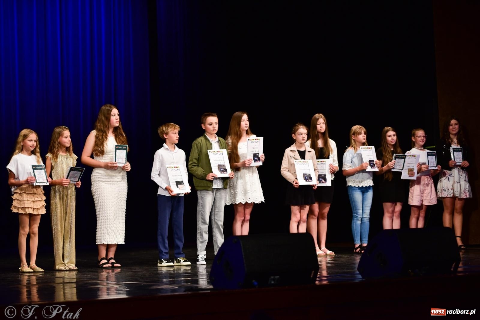 Zdjęcie w galerii na portalu naszraciborz.pl: XIV Powiatowy Festiwal Twórczości Artystycznej. Laureaci odebrali dyplomy [FOTO i WIDEO] wiadomości z regionu