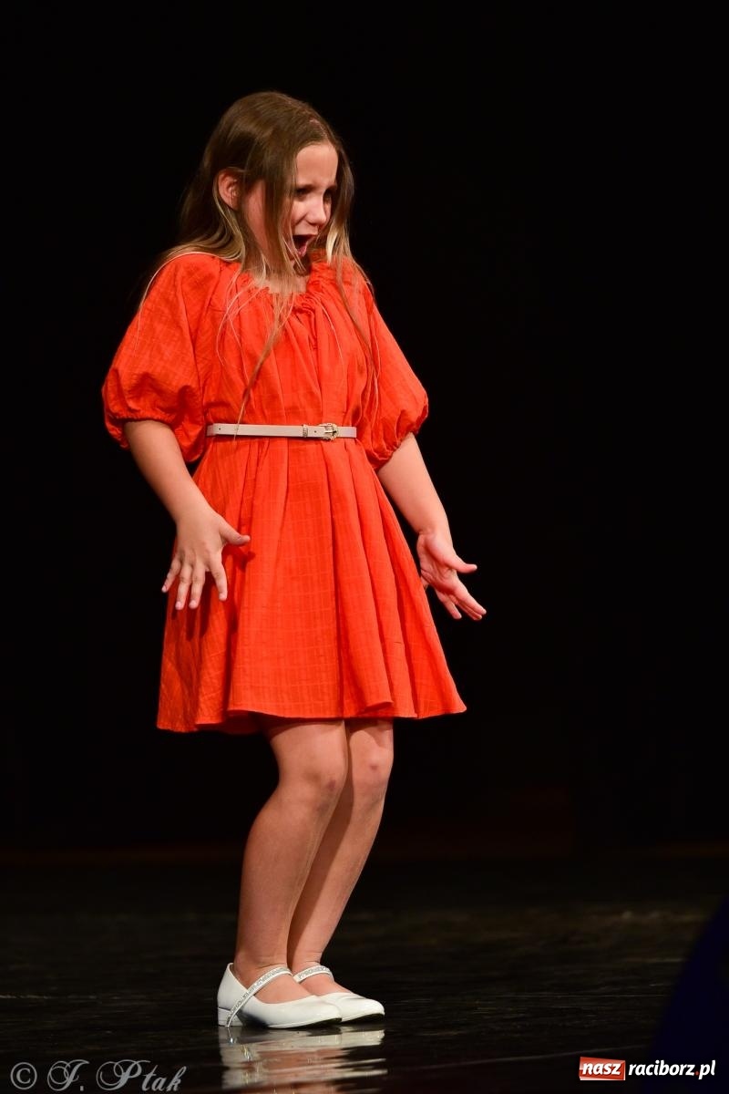 Zdjęcie w galerii na portalu naszraciborz.pl: XIV Powiatowy Festiwal Twórczości Artystycznej. Laureaci odebrali dyplomy [FOTO i WIDEO] wiadomości z regionu