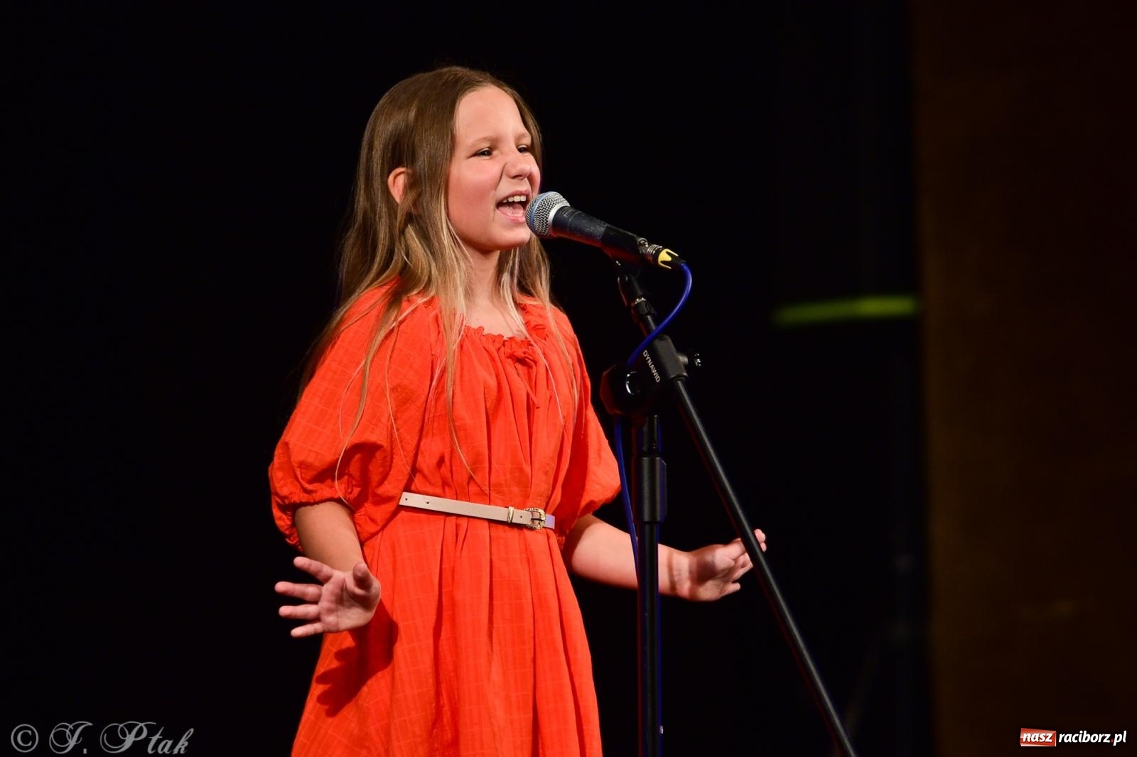 Zdjęcie w galerii na portalu naszraciborz.pl: XIV Powiatowy Festiwal Twórczości Artystycznej. Laureaci odebrali dyplomy [FOTO i WIDEO] wiadomości z regionu