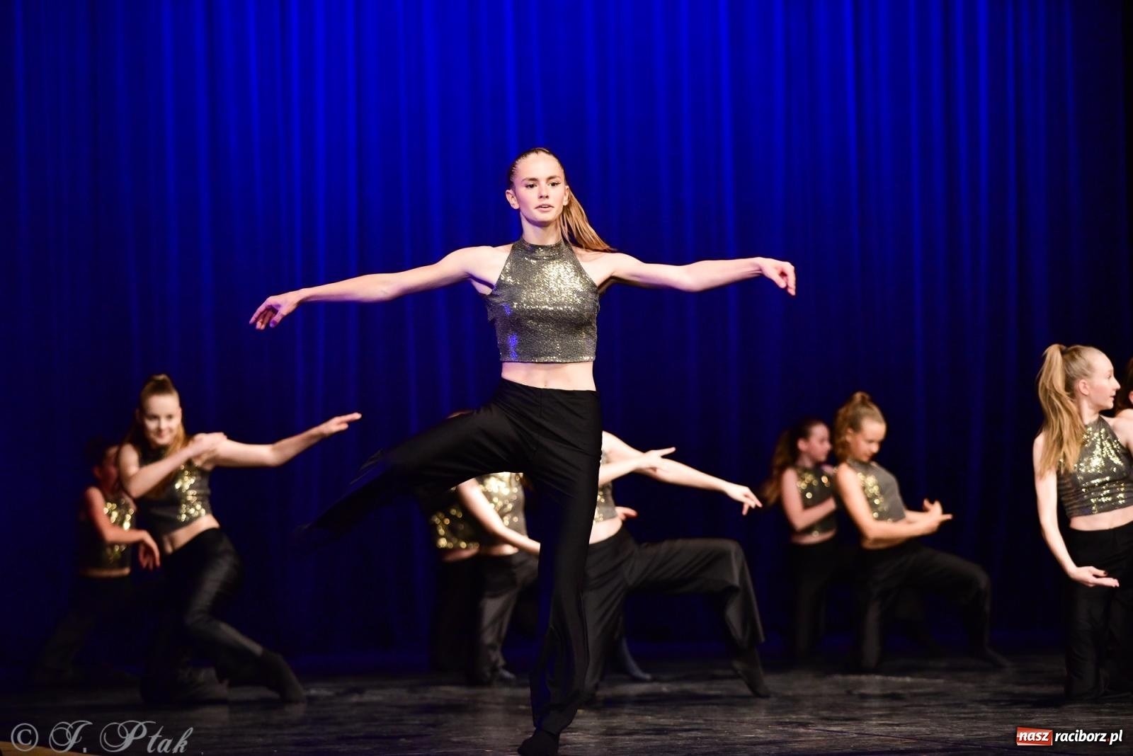 Zdjęcie w galerii na portalu naszraciborz.pl: XIV Powiatowy Festiwal Twórczości Artystycznej. Laureaci odebrali dyplomy [FOTO i WIDEO] wiadomości z regionu