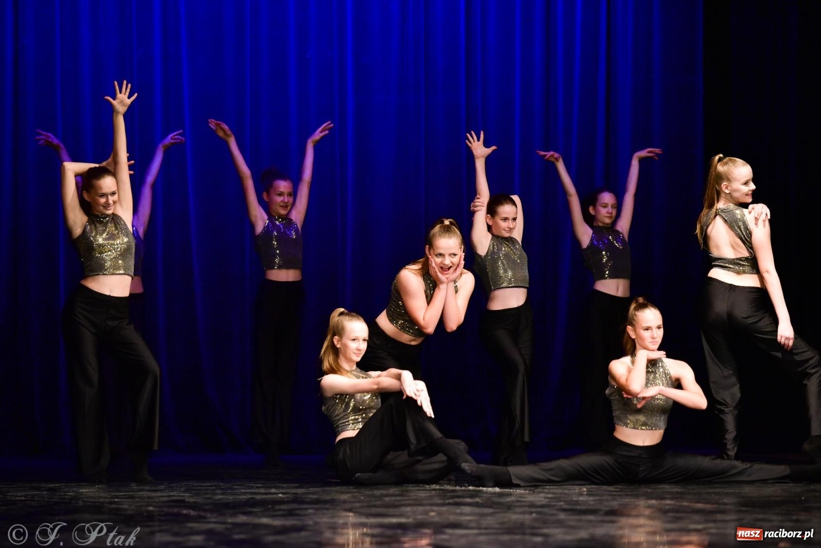 Zdjęcie w galerii na portalu naszraciborz.pl: XIV Powiatowy Festiwal Twórczości Artystycznej. Laureaci odebrali dyplomy [FOTO i WIDEO] wiadomości z regionu