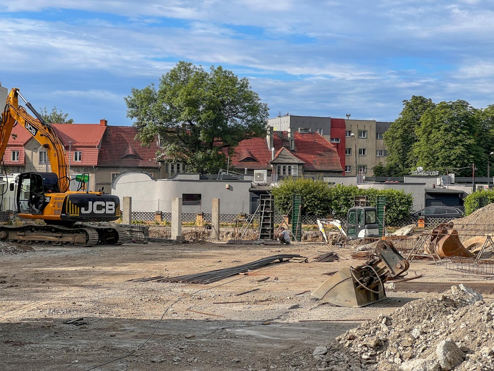 Zdjęcie w galerii na portalu naszraciborz.pl: Ruszyła budowa pierwszego parkingu wielopoziomowego w Raciborzu [FOTO] wiadomości z regionu