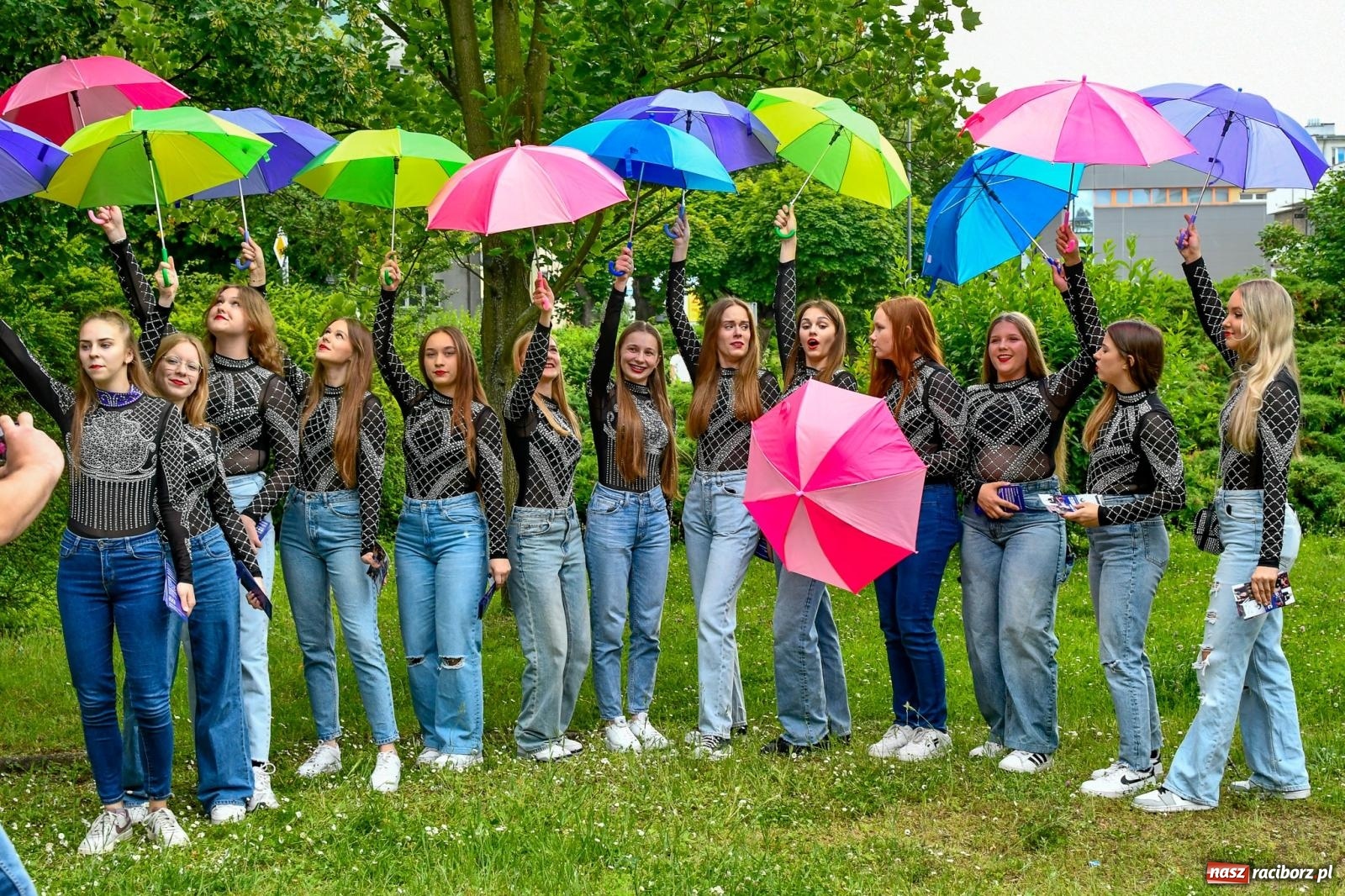 Zdjęcie w galerii na portalu naszraciborz.pl: Raciborski spacer z Dixieland Street Band [FOTO i WIDEO] wiadomości z regionu