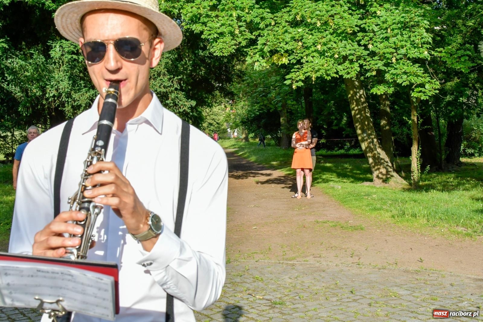 Zdjęcie w galerii na portalu naszraciborz.pl: Raciborski spacer z Dixieland Street Band [FOTO i WIDEO] wiadomości z regionu