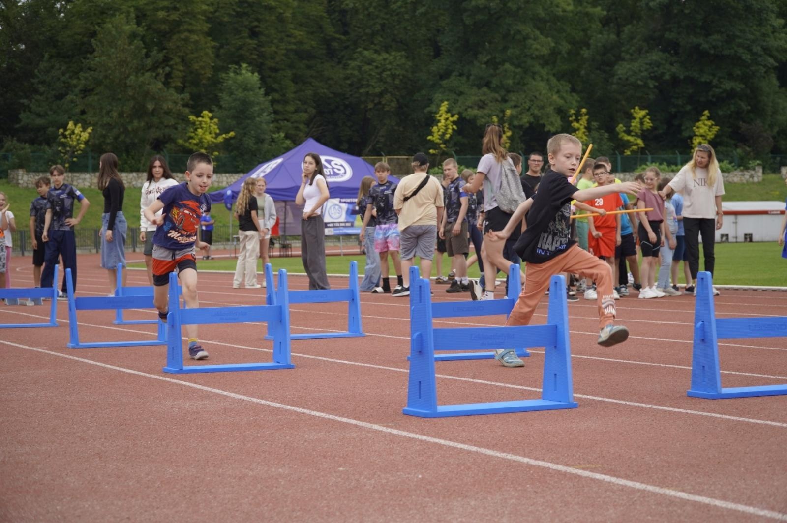 Zdjęcie w galerii na portalu naszraciborz.pl: Miasteczko sportowe na Dni Raciborza [FOTO i WIDEO] wiadomości z regionu