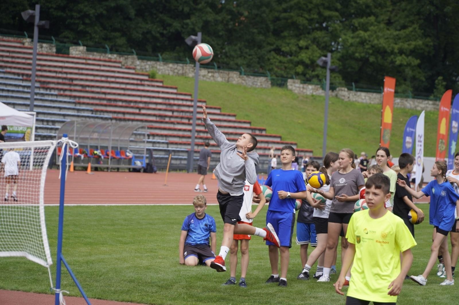 Zdjęcie w galerii na portalu naszraciborz.pl: Miasteczko sportowe na Dni Raciborza [FOTO i WIDEO] wiadomości z regionu